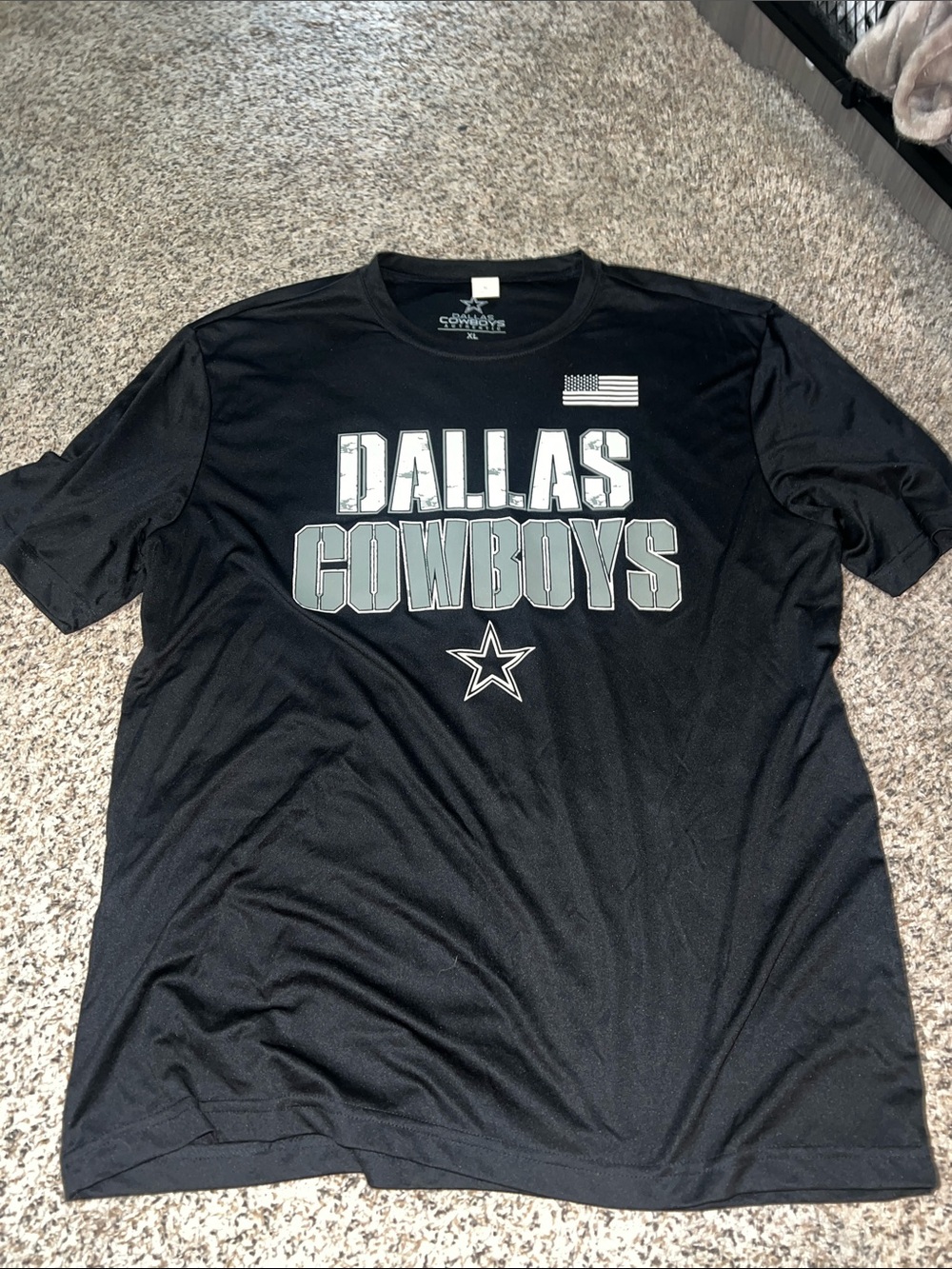 Dallas Cowboys Men's Black Graphic Tee